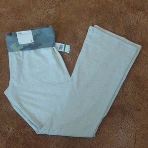 Aeropostale Gray Leggings with Camouflage Waistband